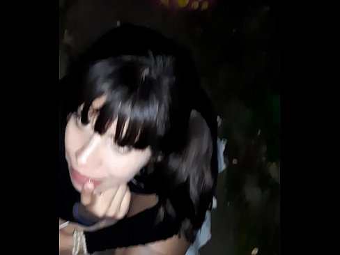 ❤️ Na ulici zduřelý penis výměnou za bonbóny ☑ Šukání u cs.flvporn.ru ❌️❤